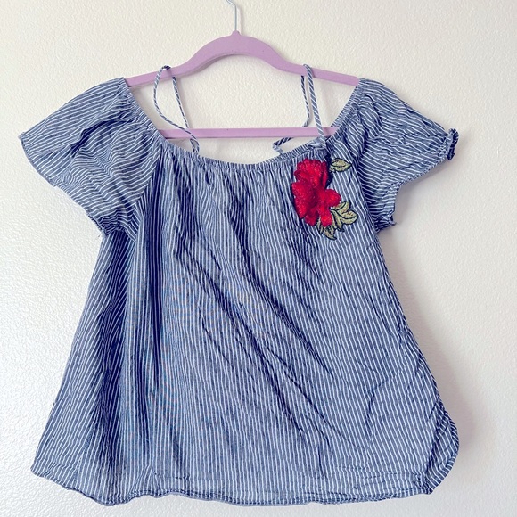Cute Blue and White striped Charming Charlie top w/ embroidered flower🌹 - Picture 1 of 3